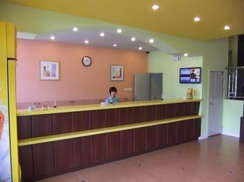Home Inn Hotel Shantou Exterior foto